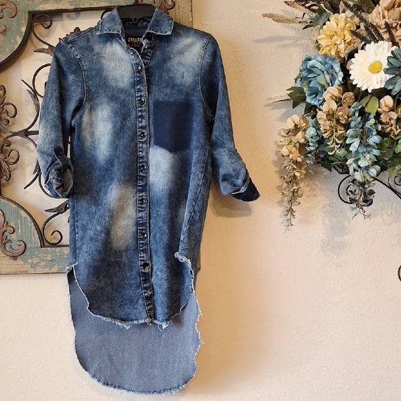 Thrill Blue Denim Long Sleeve Dress. NWOT Excellent Condition Size Medium - Picture 8 of 15